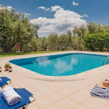 Rizolia Villas *